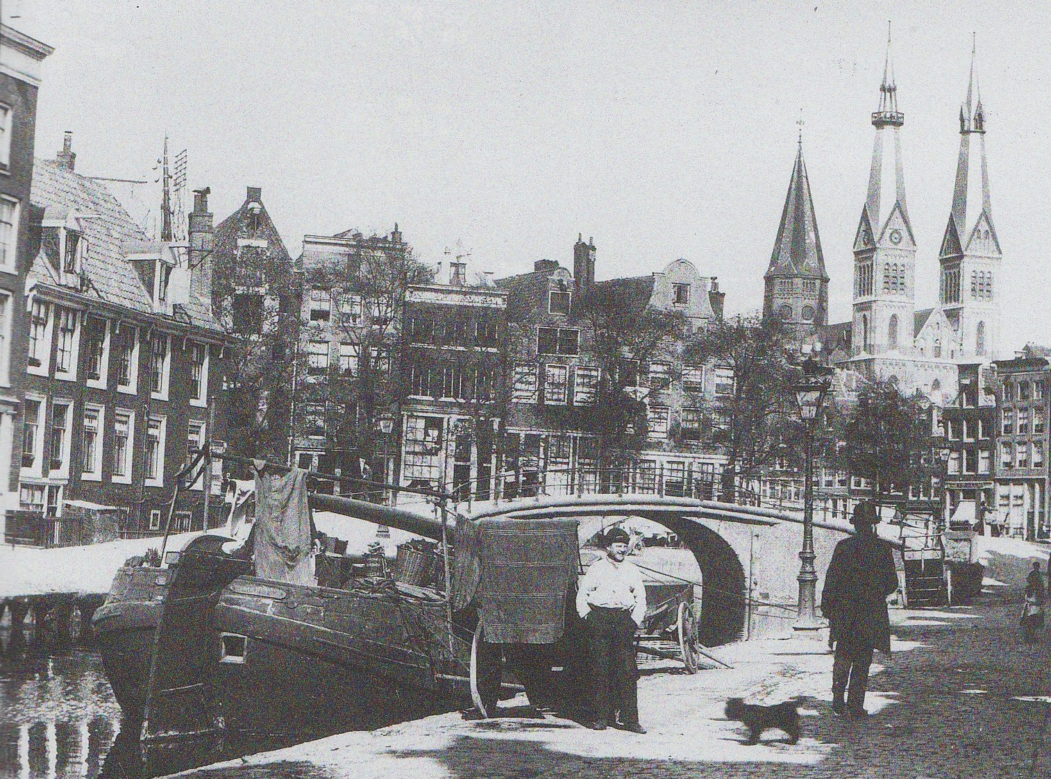 Thijssen met kerktoren
